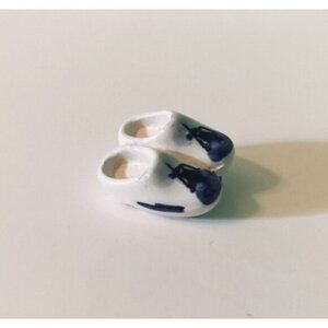 Vintage Holland Souvenir Pin Miniature Clogs Dutch  Travel